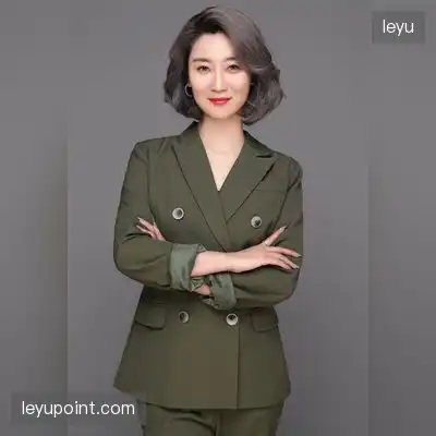 薛磊霓